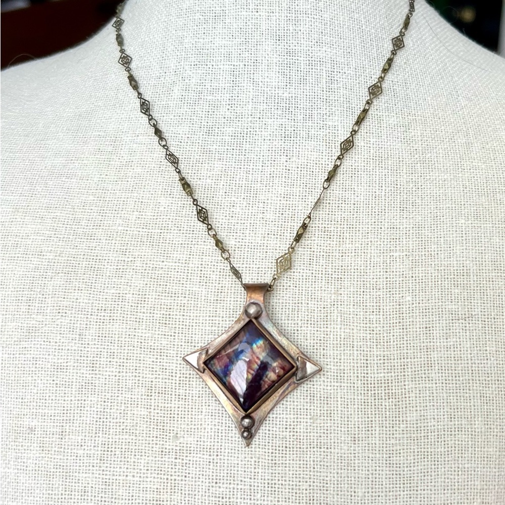 Spectrolite Mixed Metal Pendant - Picture 2 of 6